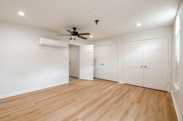 7915 Quail Meadow Drive, Houston, TX 77071