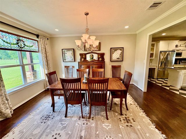 169 Fm 1696, Huntsville, TX 77340