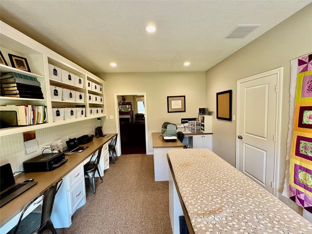 169 Fm 1696, Huntsville, TX 77340