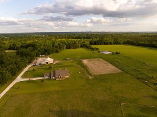 169 Fm 1696, Huntsville, TX 77340