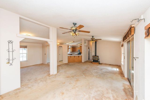 31 Rocky Road, Weaverville, CA 96093