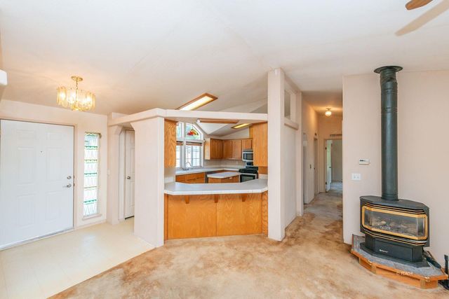 31 Rocky Road, Weaverville, CA 96093