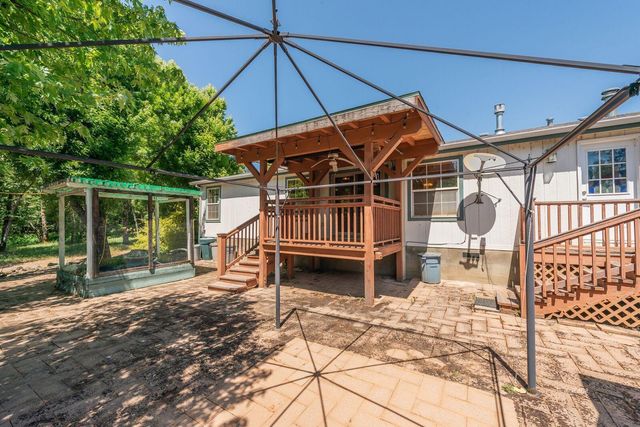 31 Rocky Road, Weaverville, CA 96093