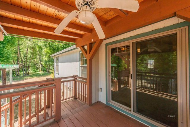 31 Rocky Road, Weaverville, CA 96093
