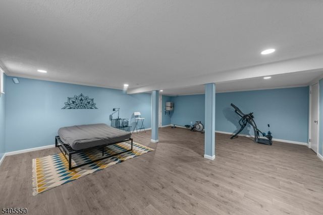 69 Farm Rd, Hillsborough Twp., NJ 08844