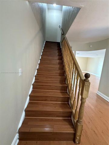 3745 NE 171st St 40, North Miami Beach, FL 33160