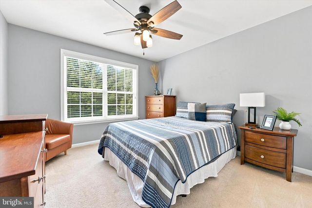 1221 DERRY LN, West Chester, PA 19380