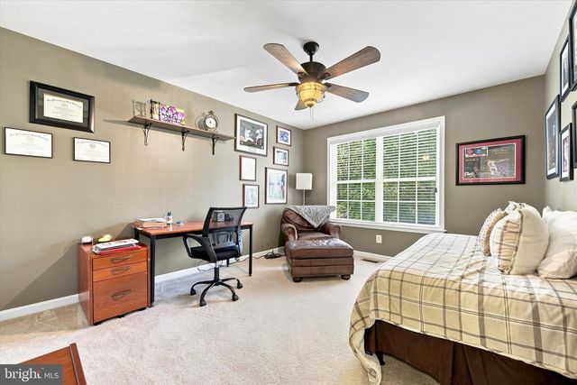 1221 DERRY LN, West Chester, PA 19380