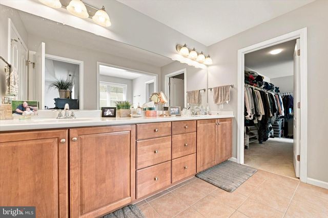 1221 DERRY LN, West Chester, PA 19380