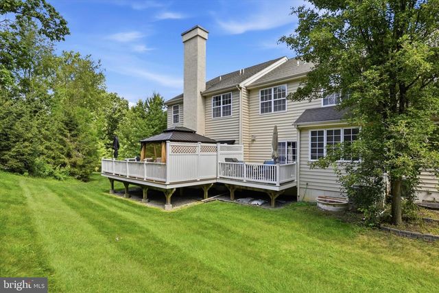 1221 DERRY LN, West Chester, PA 19380