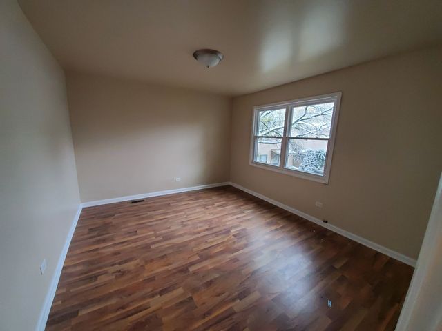 19135 Pine Drive 2, Country Club Hills, IL 60478