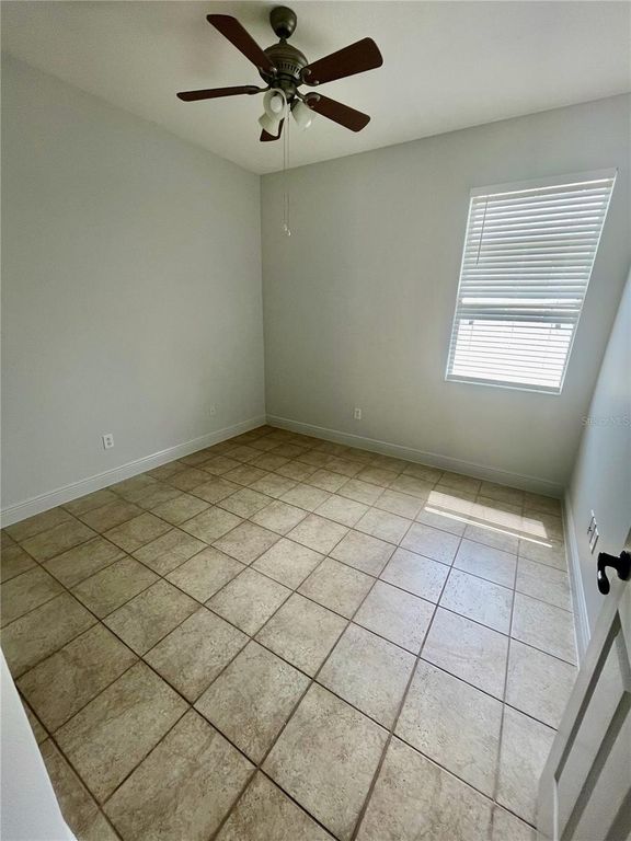 Image 21 of property listing at 14257 LAGOON COVE LANE, Winter Garden, FL 34787