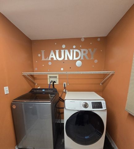 20 Farm Pond Rd, Dracut, MA 01826