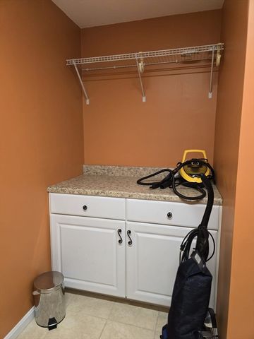 20 Farm Pond Rd, Dracut, MA 01826