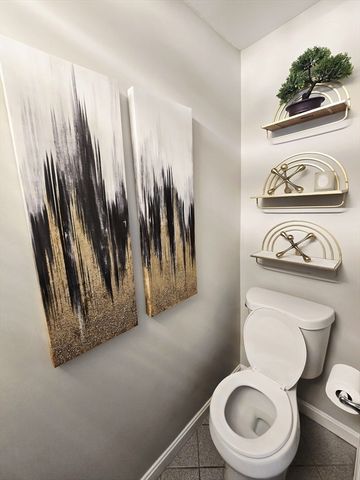 20 Farm Pond Rd, Dracut, MA 01826