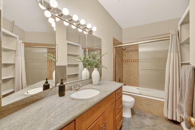 4952 Clear Cir, Carmichael, CA 95608