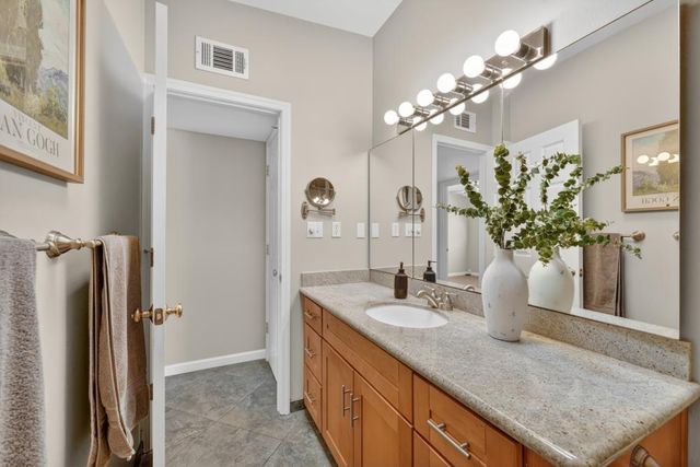 4952 Clear Cir, Carmichael, CA 95608