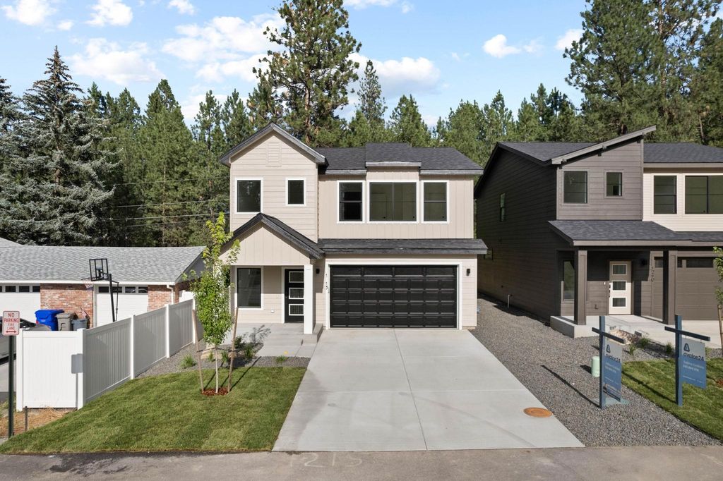 1215 S Radio Ln, Spokane Valley, WA 99212