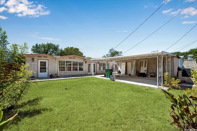 3206 Capitol Ave, San Antonio, TX 78201