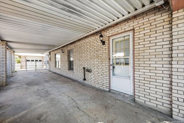 3206 Capitol Ave, San Antonio, TX 78201