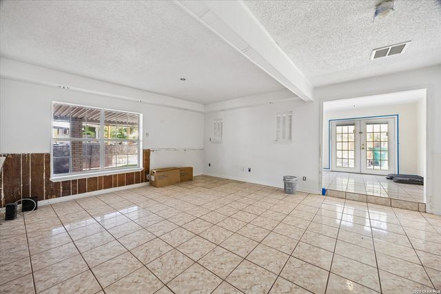 3206 Capitol Ave, San Antonio, TX 78201