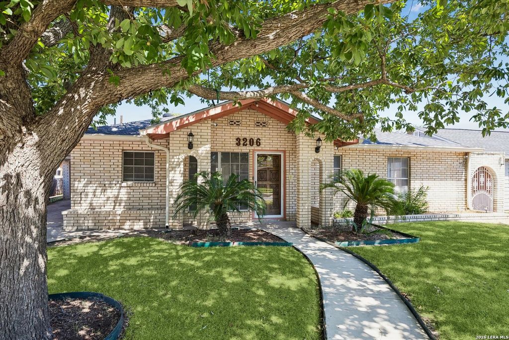 3206 Capitol Ave, San Antonio, TX 78201