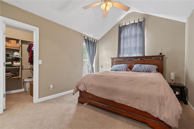 9001 SW Gala Drive, Blue Springs, MO 64064