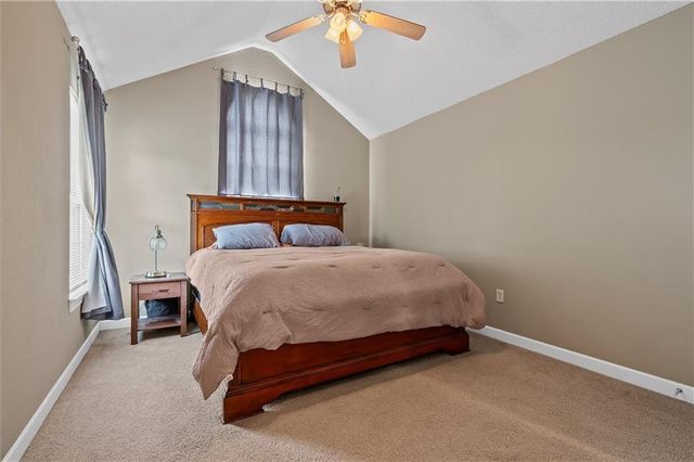 9001 SW Gala Drive, Blue Springs, MO 64064