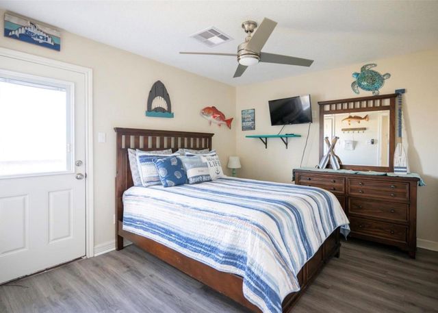 12919 Coronado Drive, Freeport, TX 77541