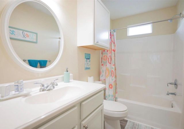 12919 Coronado Drive, Freeport, TX 77541