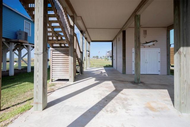 12919 Coronado Drive, Freeport, TX 77541