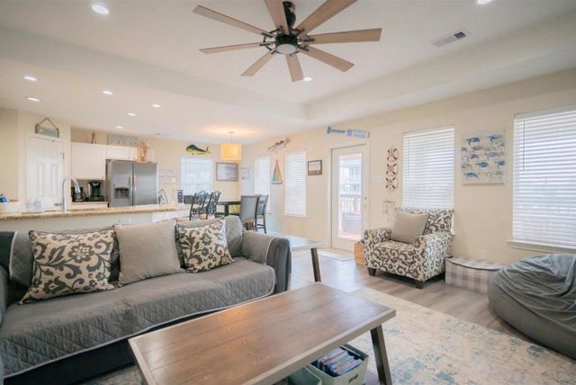 12919 Coronado Drive, Freeport, TX 77541