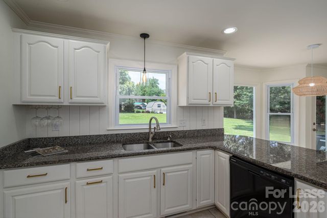 3501 Barrington Drive, Gastonia, NC 28056