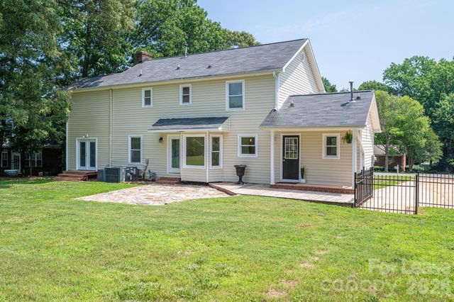 3501 Barrington Drive, Gastonia, NC 28056