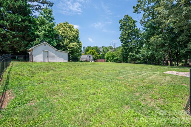 3501 Barrington Drive, Gastonia, NC 28056