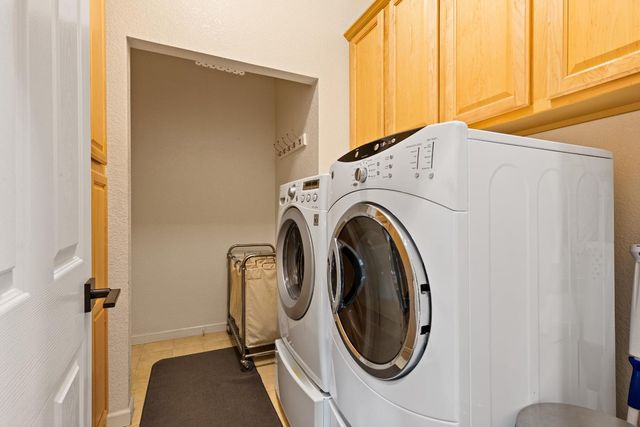 2618 Baybridge St, Sacramento, CA 95833