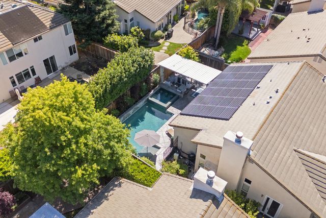 2618 Baybridge St, Sacramento, CA 95833