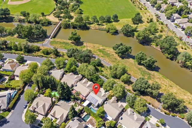 2618 Baybridge St, Sacramento, CA 95833