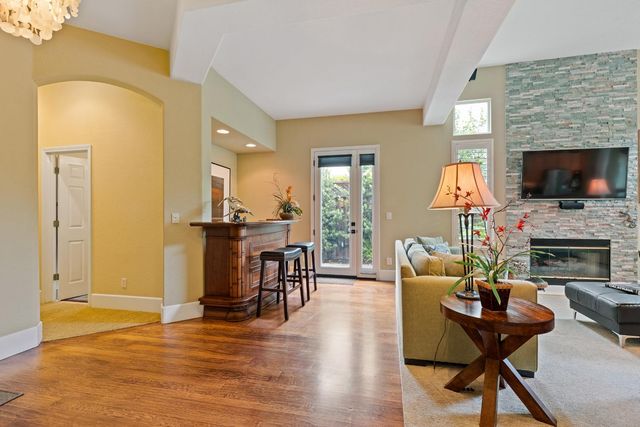 2618 Baybridge St, Sacramento, CA 95833