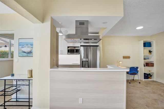 5700 Old Ocean Blvd X, Ocean Ridge, FL 33435