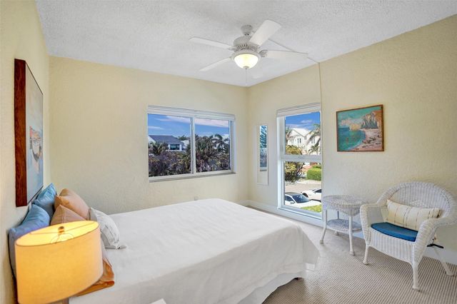 5700 Old Ocean Blvd X, Ocean Ridge, FL 33435