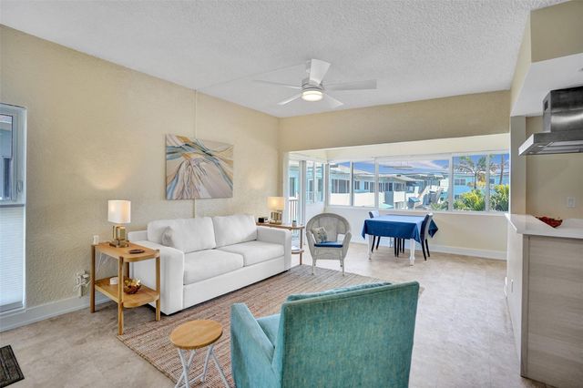 5700 Old Ocean Blvd X, Ocean Ridge, FL 33435