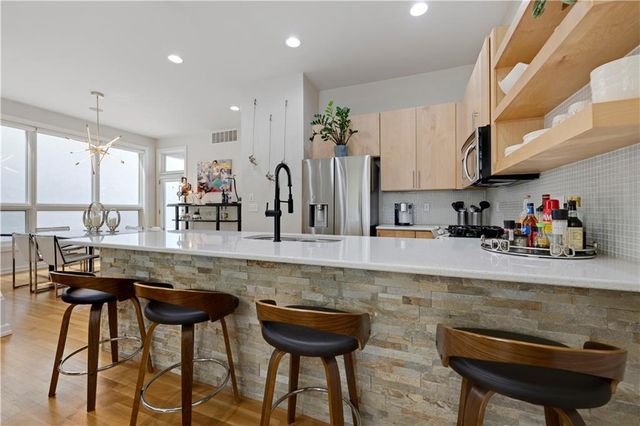 514 Oak Street, Kansas City, MO 64106