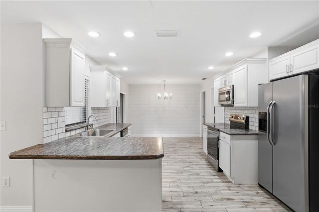 5225 NICHOLS DRIVE W, Lakeland, FL 33812