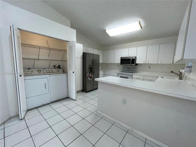 21565 SW 87th Ct 0, Cutler Bay, FL 33189
