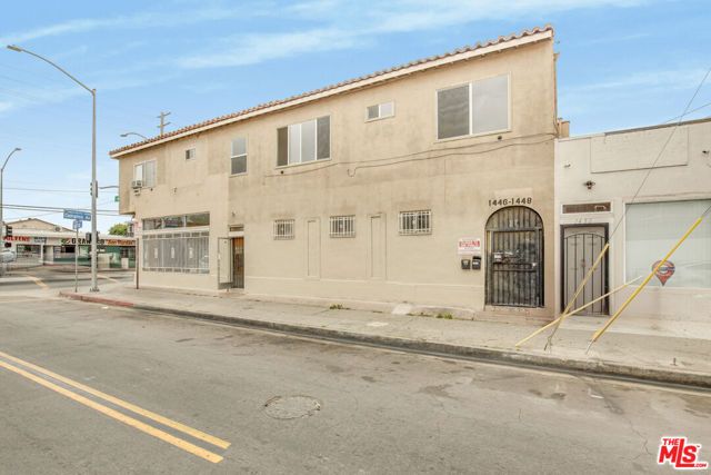 6101 Compton Avenue, Los Angeles, CA 90001