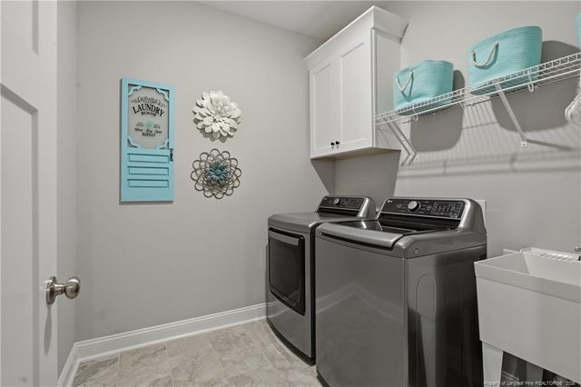 2111 Sunburst Court, Fayetteville, NC 28312