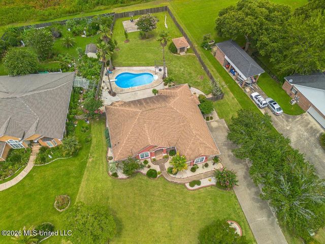 3532 N River Ridge Drive, D'iberville, MS 39540