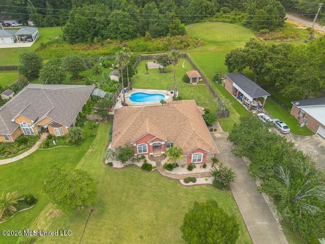 3532 N River Ridge Drive, D'iberville, MS 39540
