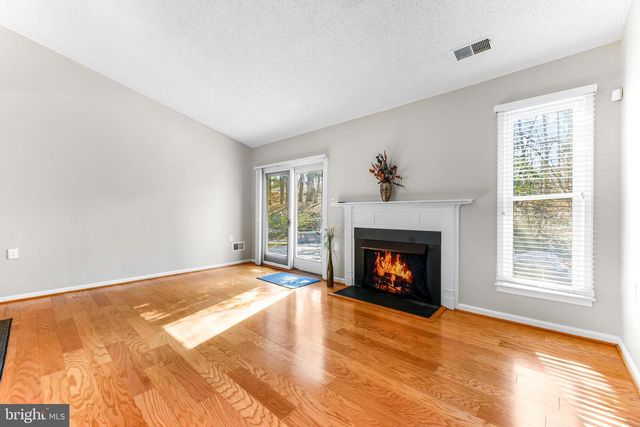 2568 FOREST KNL, Annapolis, MD 21401